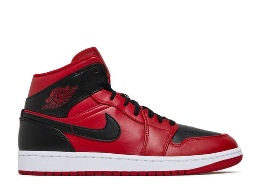 Air Jordan 1 Mid Reverse Bred (2021)